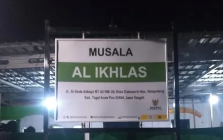 Musala Al Ishlah: Tempat Beribadah yang Menyatu dengan Kehidupan Cilacap
